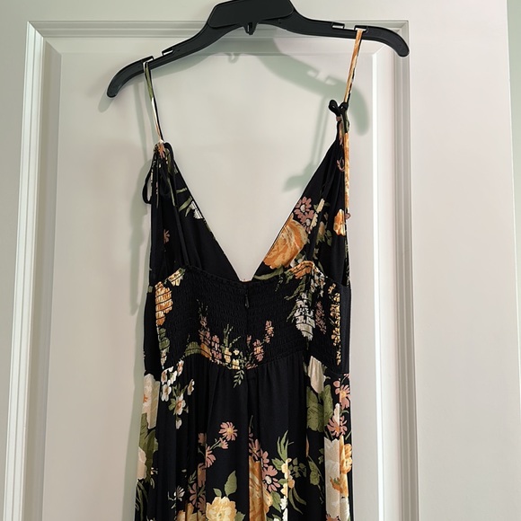 Reformation Seychelles Dress - Picture 5 of 11